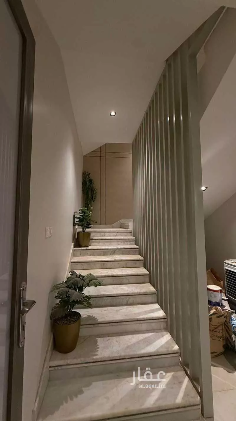 3 bedroom villa in As Suwaidi Al Gharabi, Riyadh 24