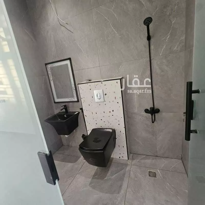 4 bedroom villa in Al Buhairah, Eastern Province 18