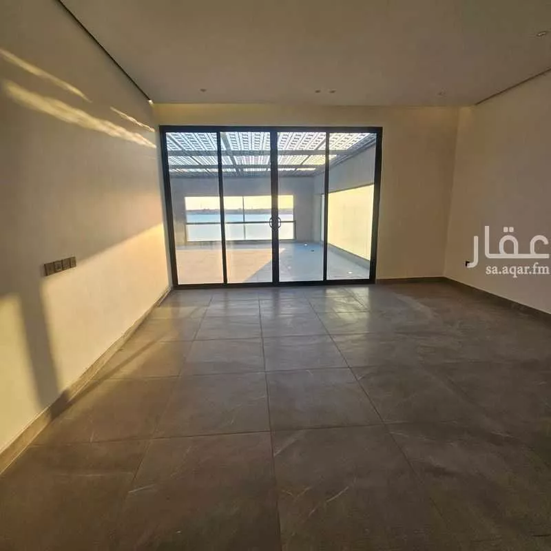 4 bedroom villa in Al Buhairah, Eastern Province 17