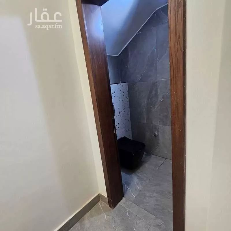 4 bedroom villa in Al Buhairah, Eastern Province 24