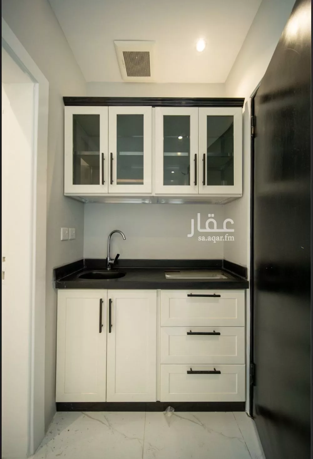 1 bedroom apartment in Al Qairawan 7