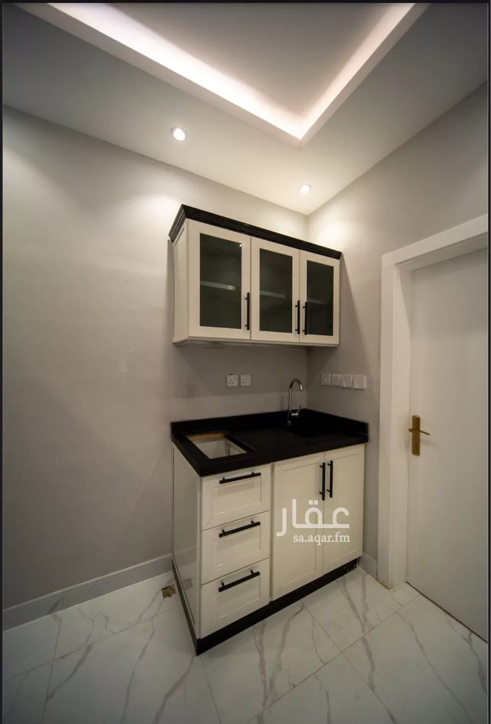 1 bedroom apartment in Al Qairawan 9