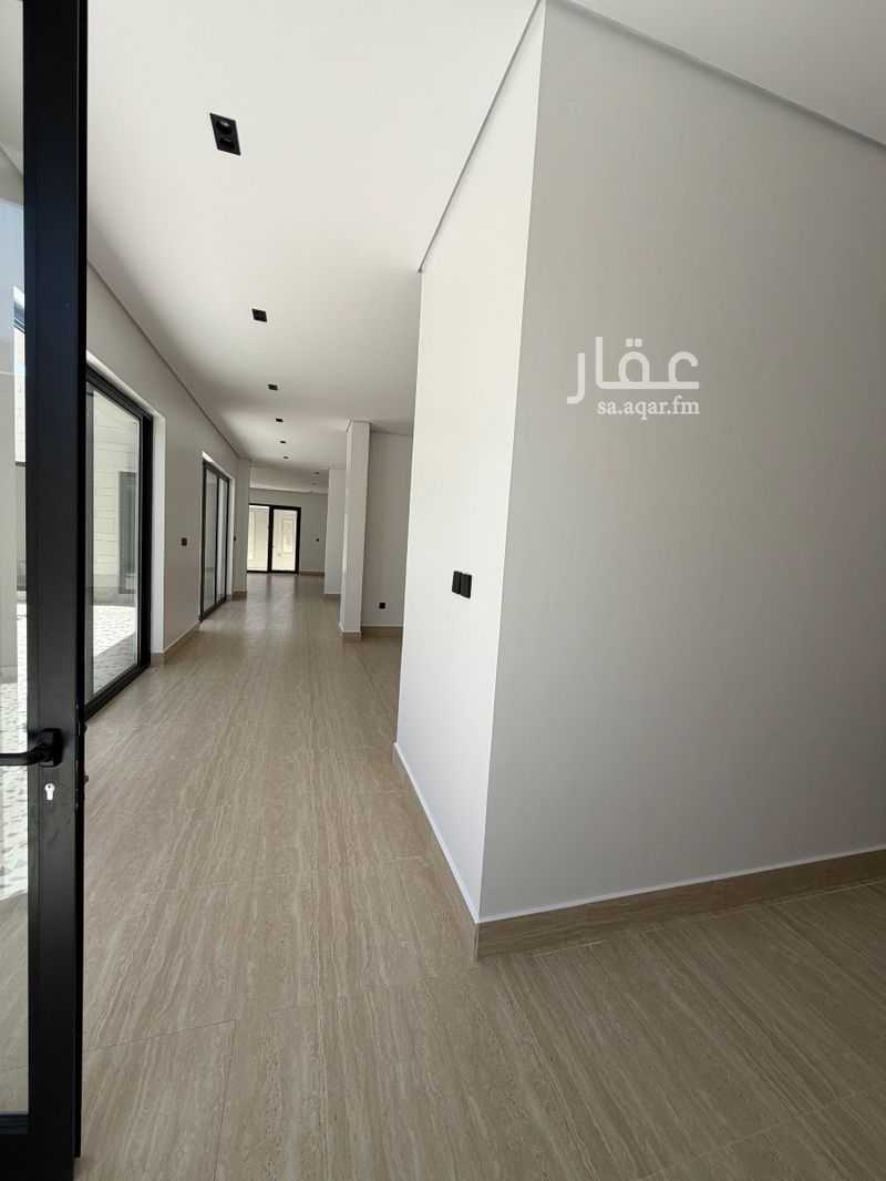 5 bedroom villa in Al Khuzama, Eastern Province 4
