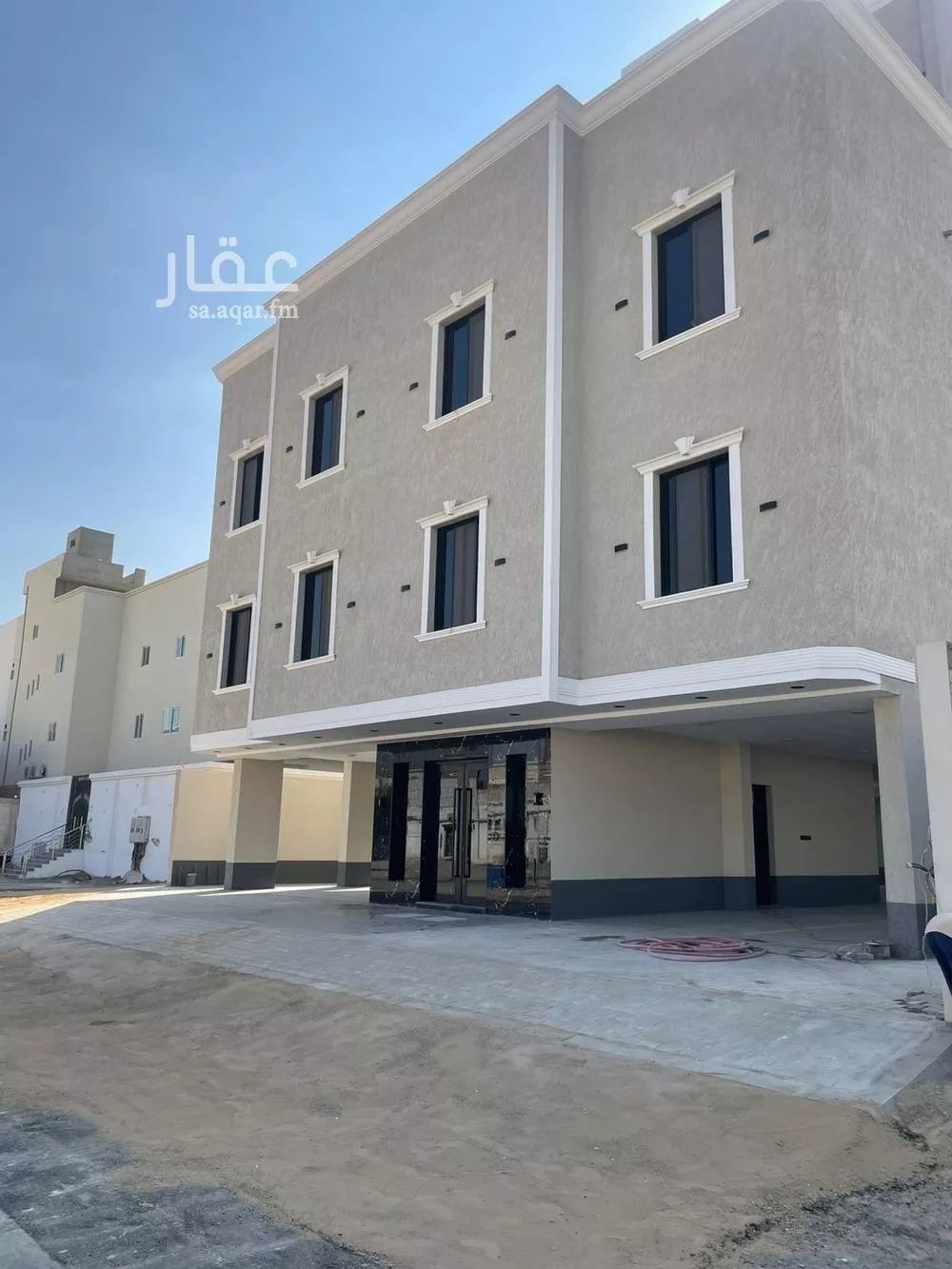 4 bedroom apartment in Al Fadeylah 6