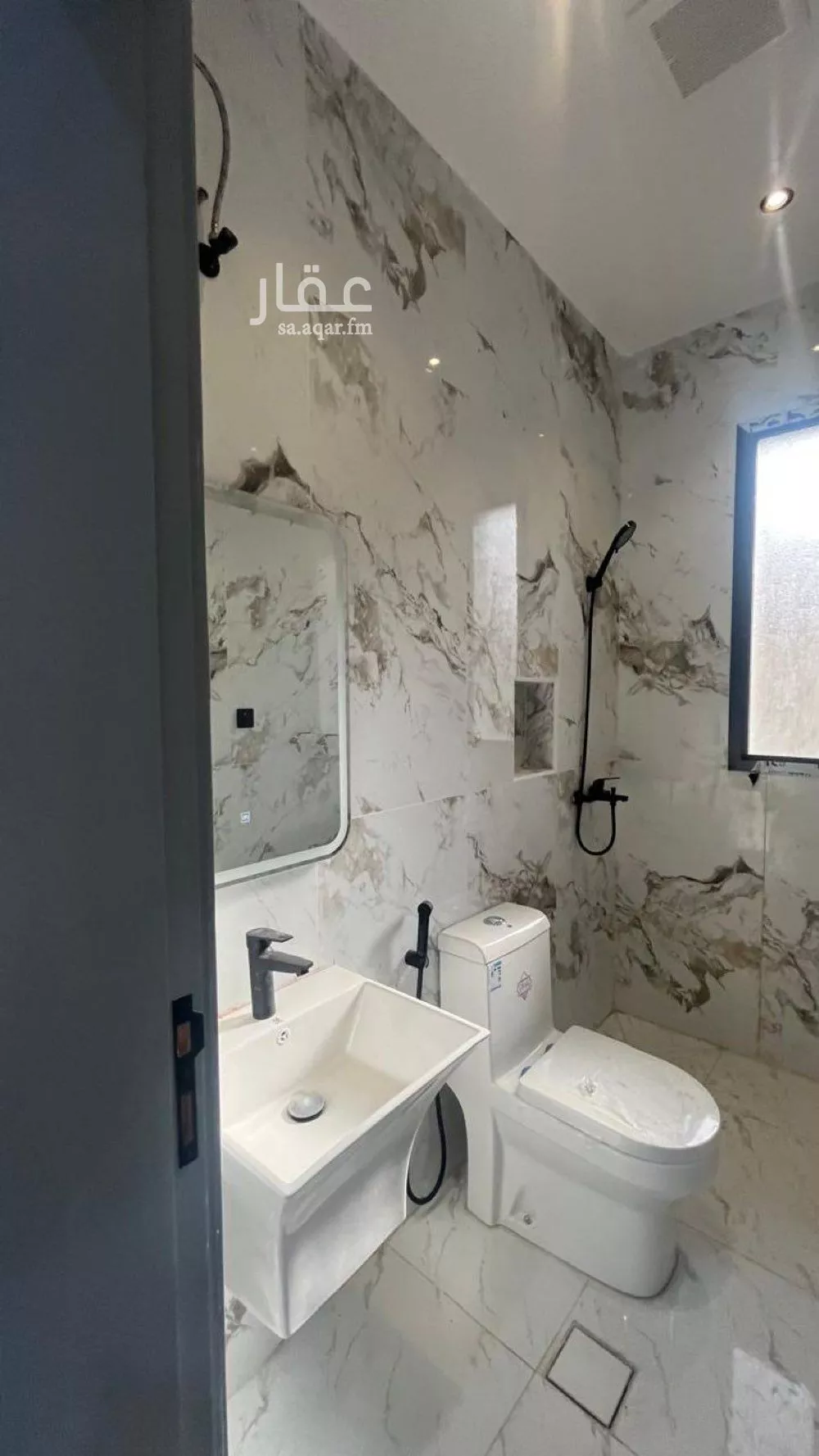 4 bedroom apartment in Al Fadeylah 10