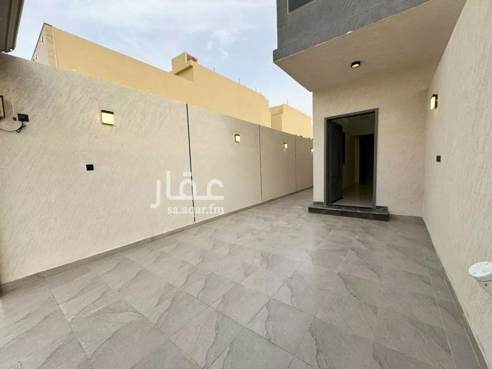 5 bedroom floor in Tuwaiq 5