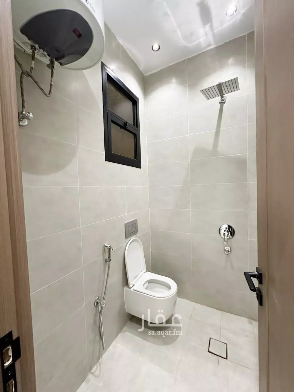 5 bedroom floor in Tuwaiq 9