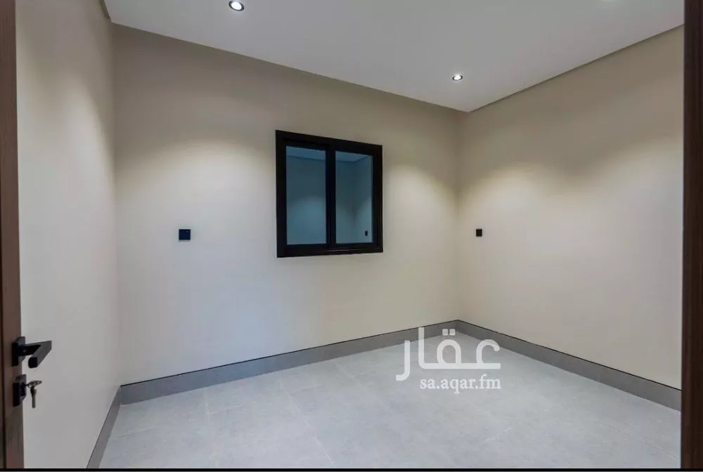 6 bedroom villa in Dahiat King Fahd 8