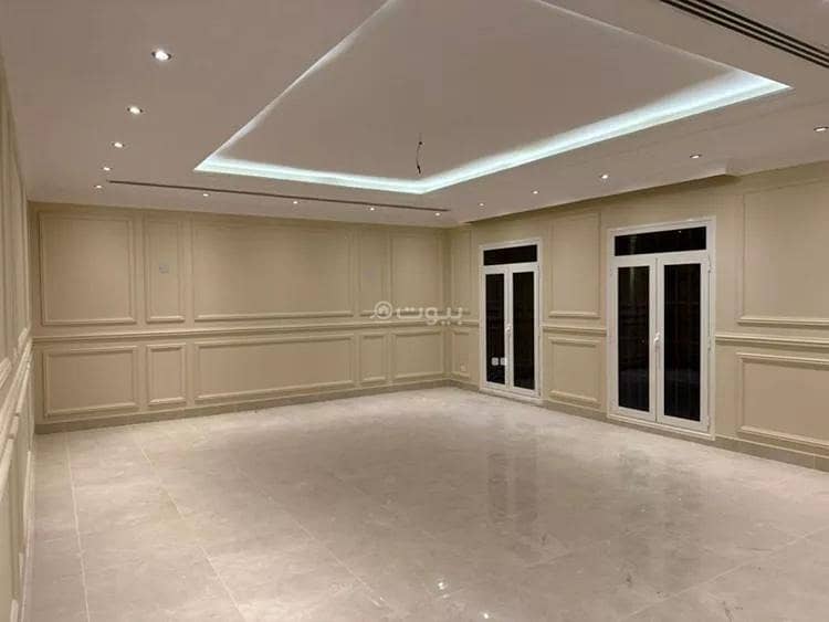 6 bedroom villa in At Tahliyah, Eastern Province 2