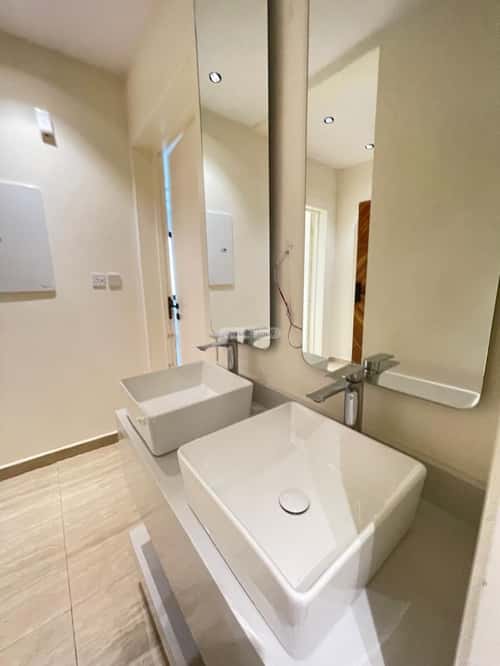 4 bedroom apartment in Dirab, Riyadh 14