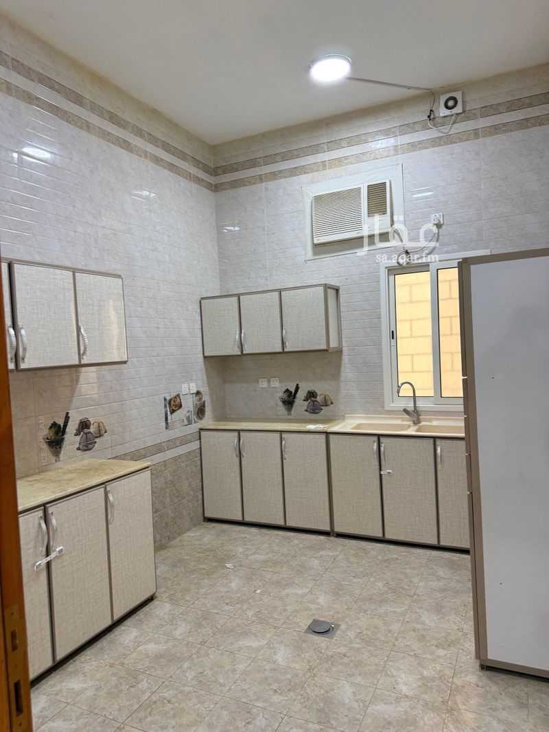 4 bedroom apartment in Al Shuroq, Eastern Province 4