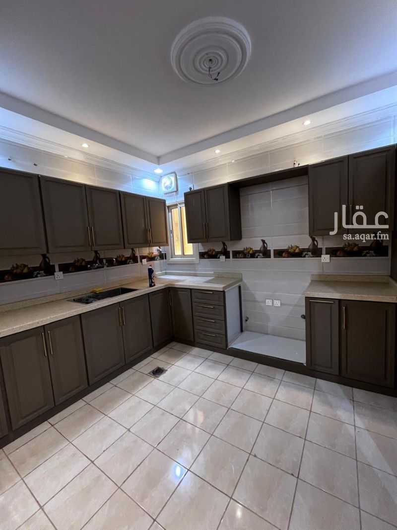 5 bedroom apartment in Al Areedh, Madinah 9