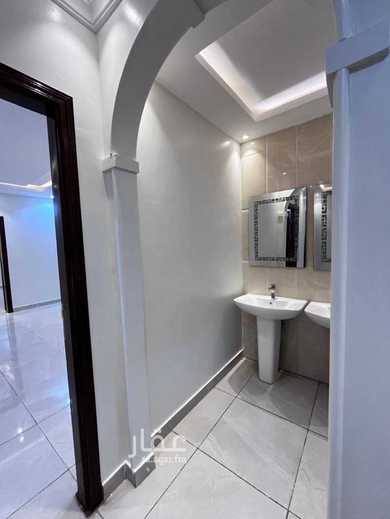 5 bedroom apartment in Al Areedh, Madinah 10