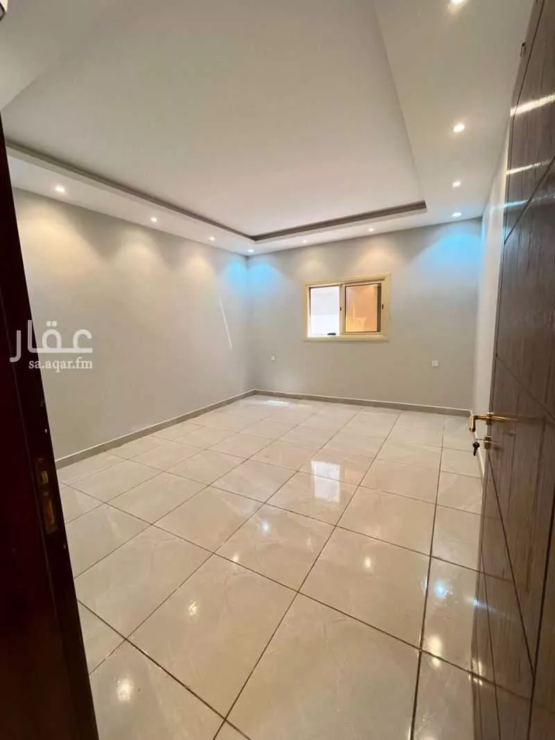 3 bedroom apartment in King Fahd, Madinah 2