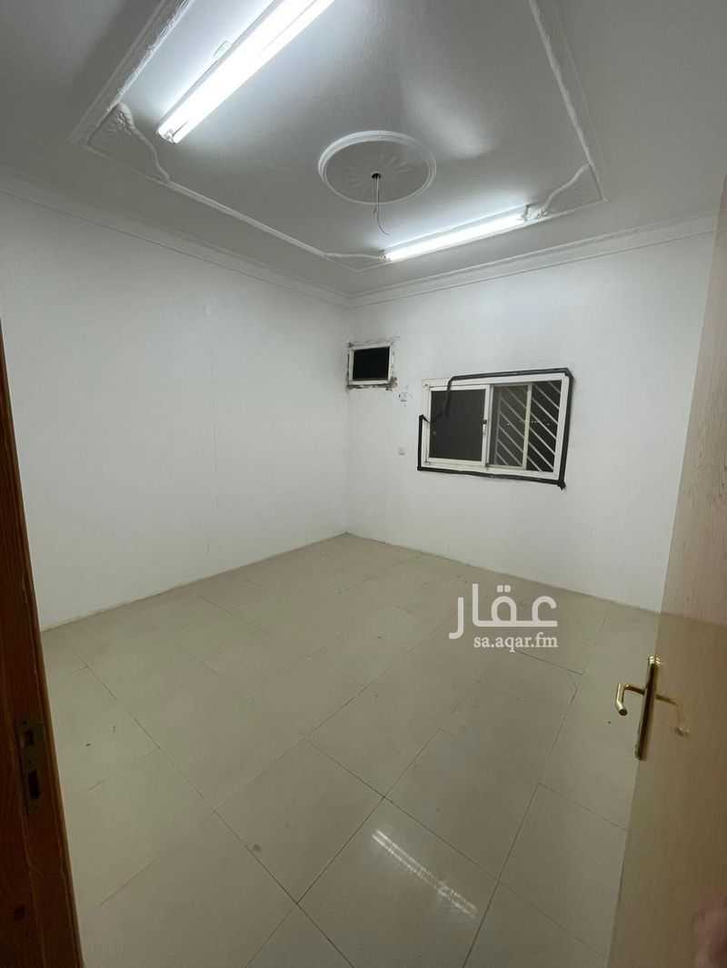 4 bedroom apartment in Al Nahda, Khamis Mushait 13