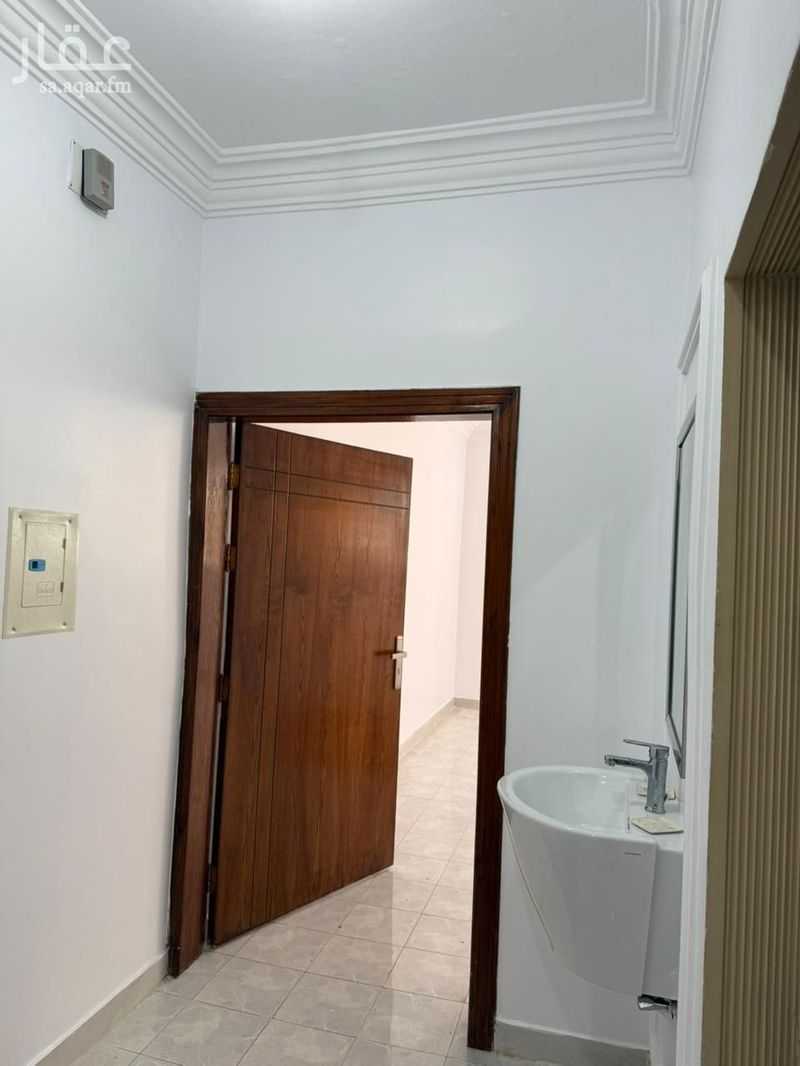 2 bedroom apartment in Al Muntazah, Khamis Mushait 8