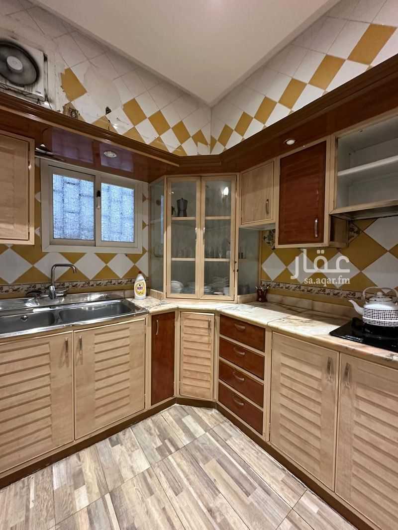 2 bedroom apartment in Al Rawdah, Khamis Mushait 16