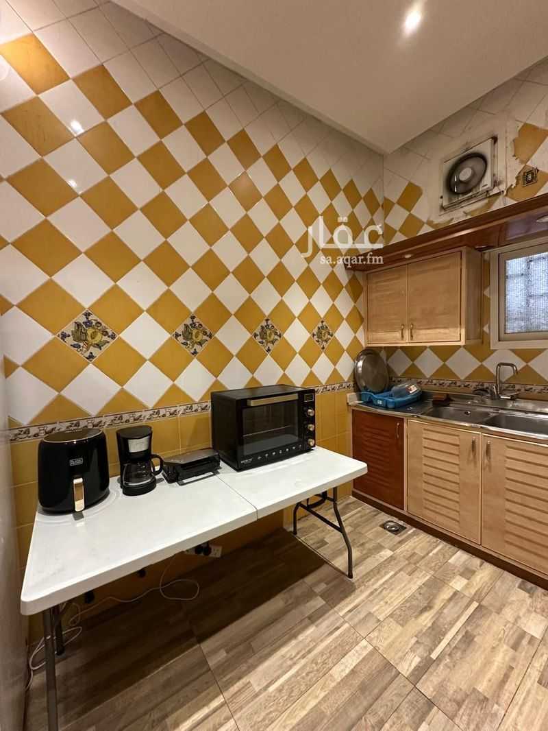 2 bedroom apartment in Al Rawdah, Khamis Mushait 15