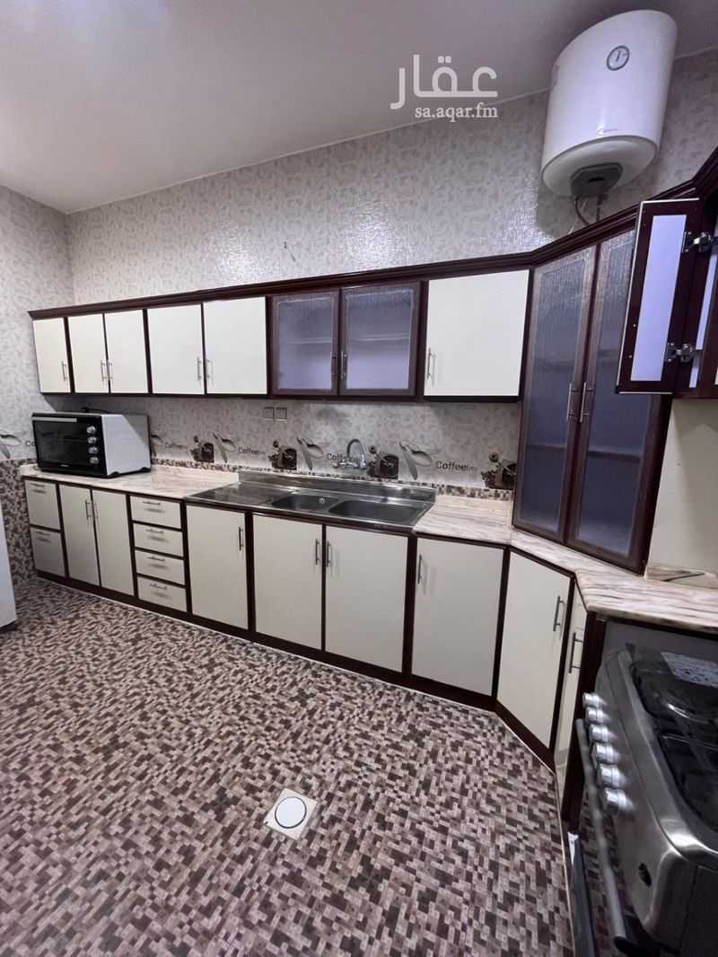 5 bedroom apartment in Al Nuzhah, Khamis Mushait 2