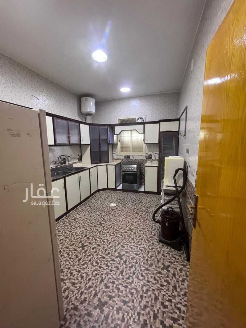 5 bedroom apartment in Al Nuzhah, Khamis Mushait 3