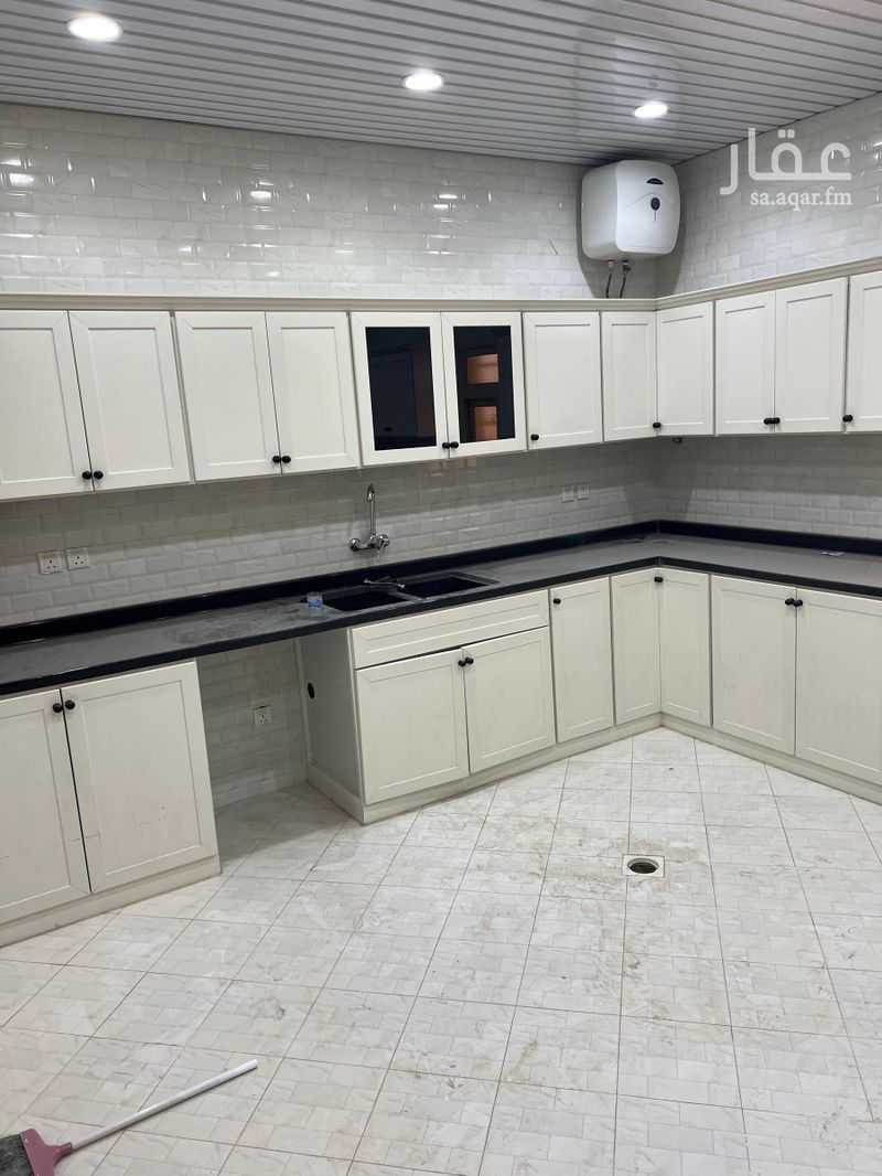 4 bedroom apartment in Al Wahah, Khamis Mushait 3