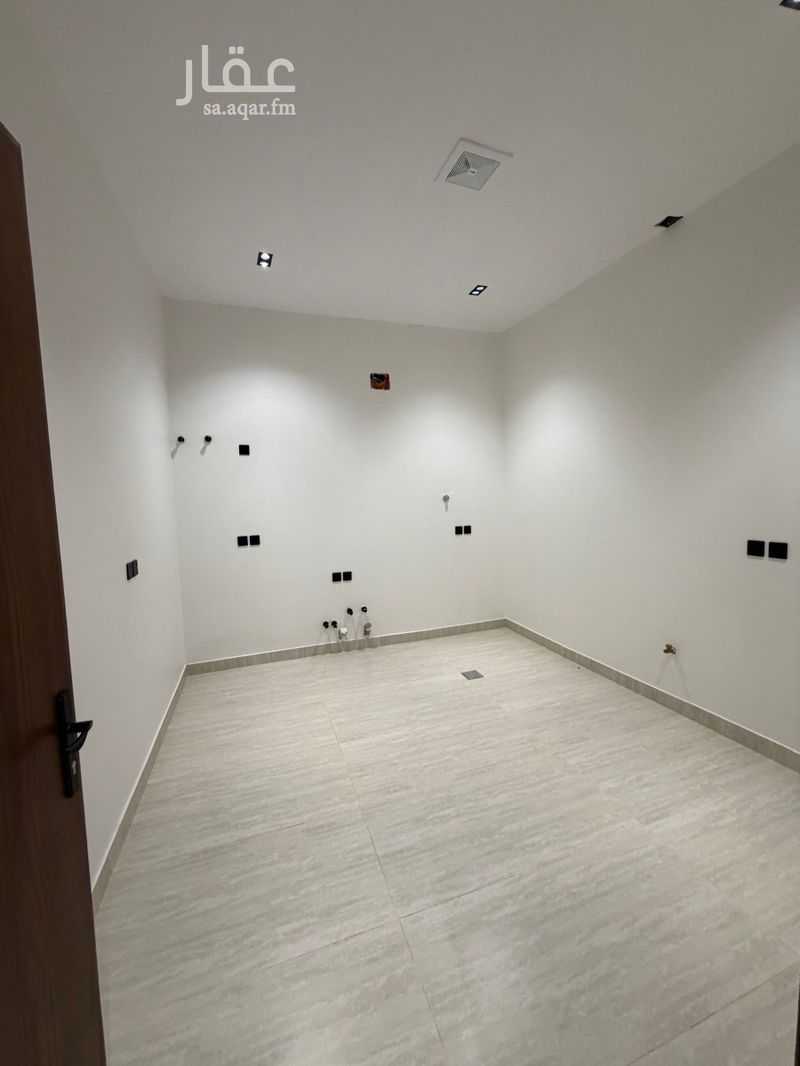 8 bedroom villa in Mukhtat Al Musa, Khamis Mushait 12