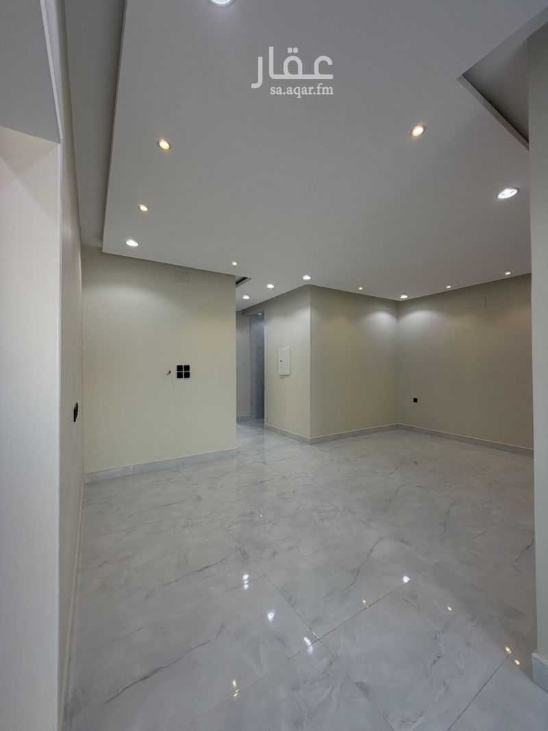 9 bedroom villa in Al Nahda, Khamis Mushait 21