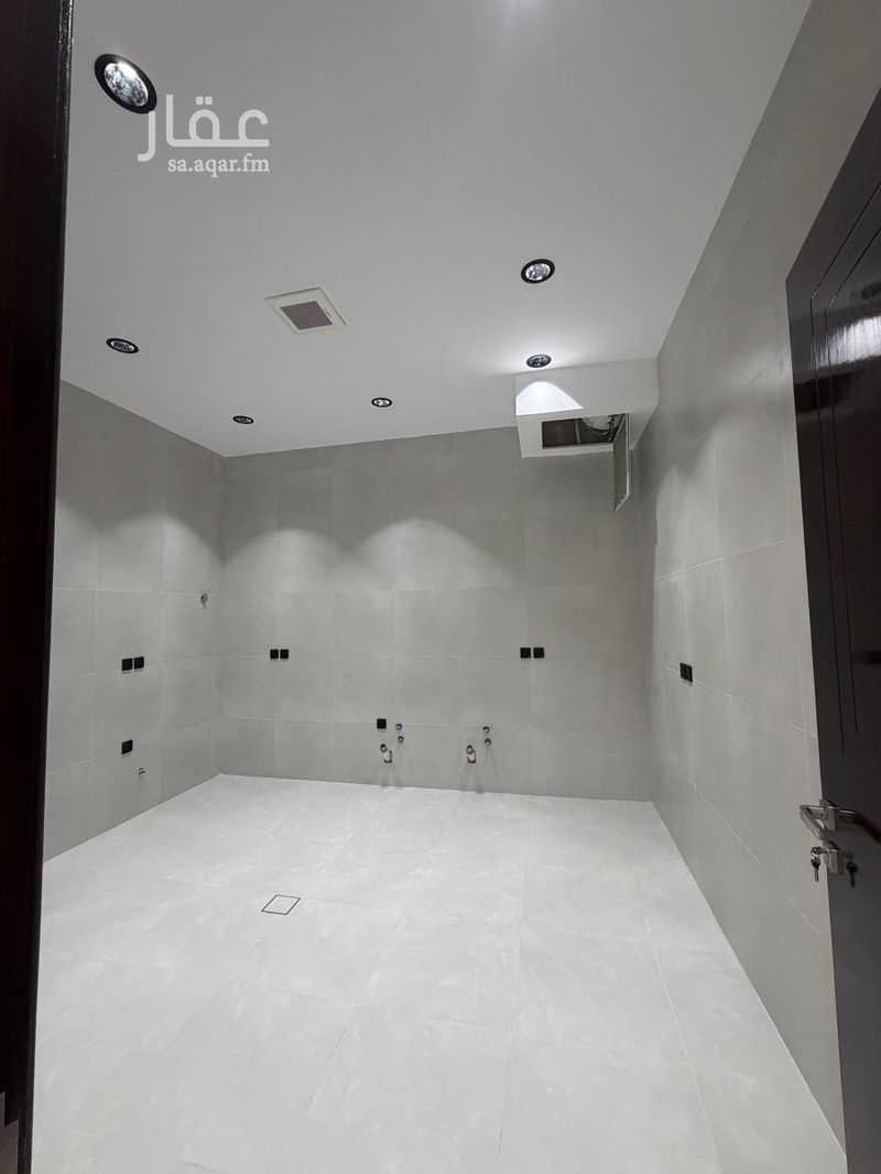 9 bedroom villa in Al Wahah, Khamis Mushait 5