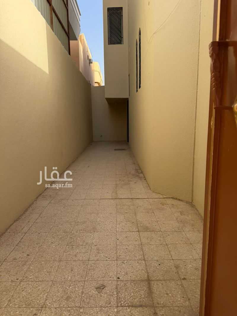 3 bedroom apartment in Irqah, Riyadh 9