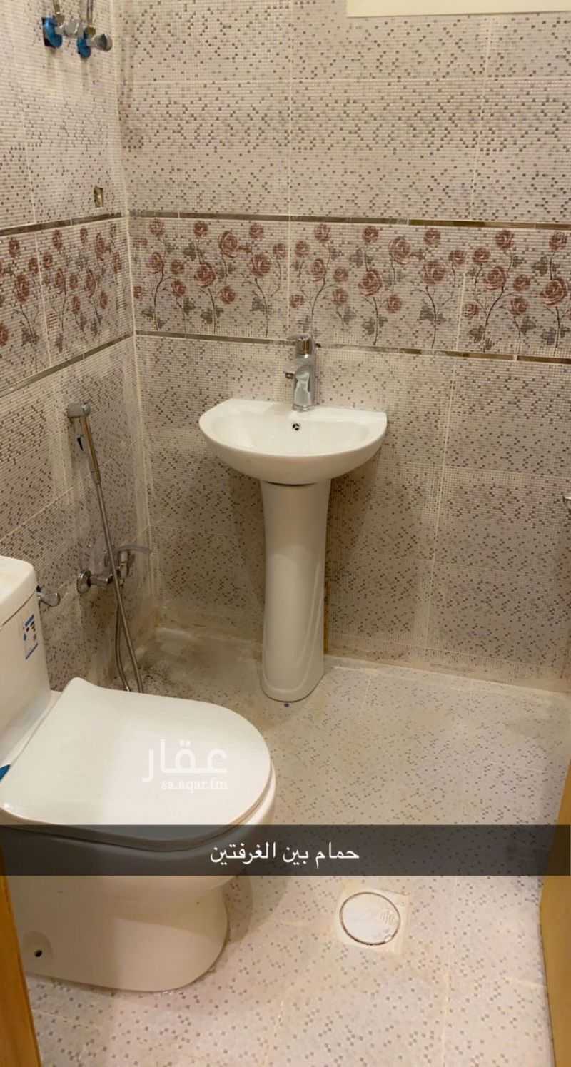 3 bedroom apartment in Okaz, Riyadh 6