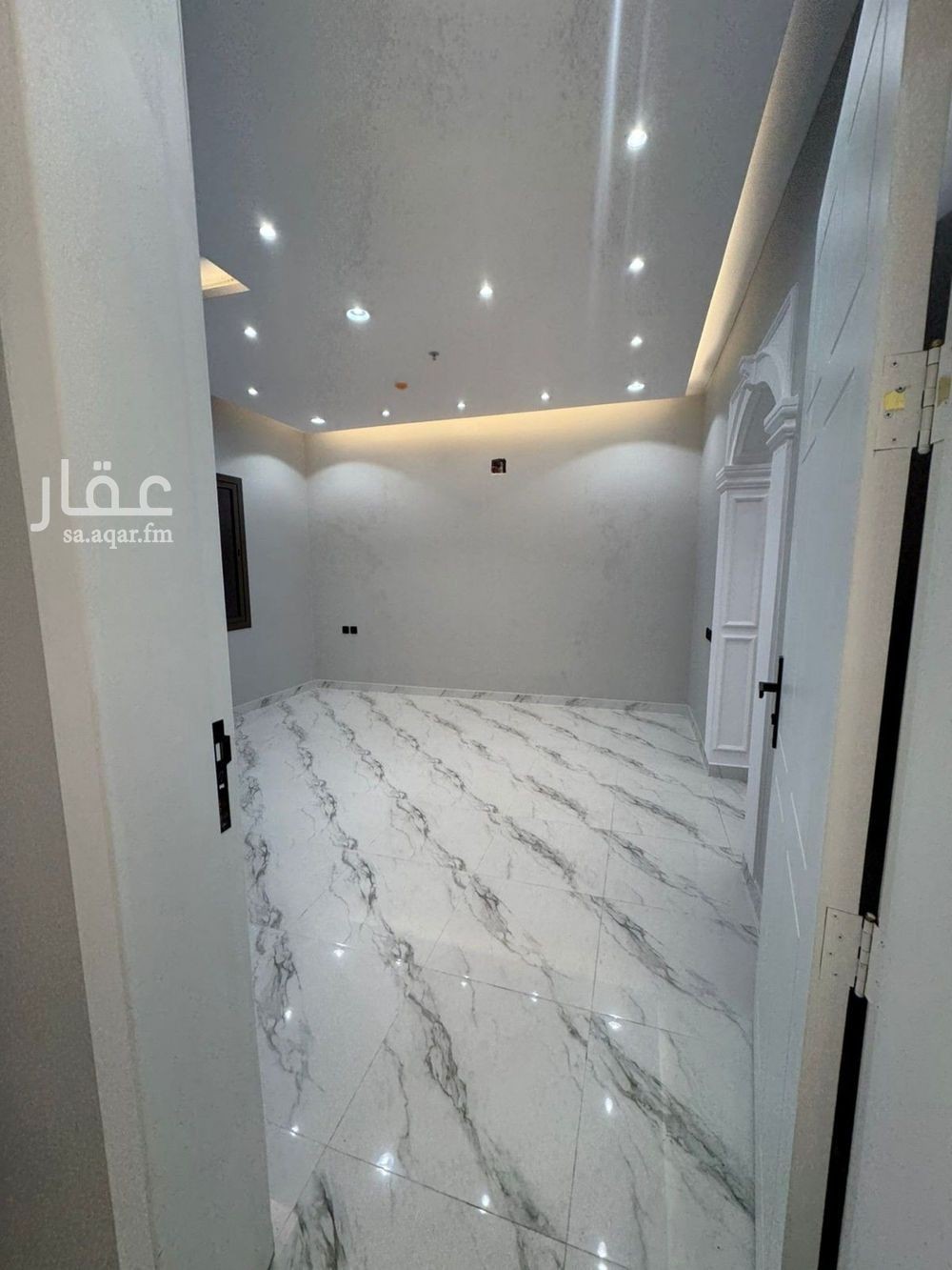 شقة 4 غرف في الرياض 16