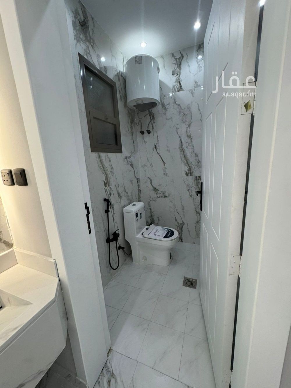 شقة 4 غرف في الرياض 22