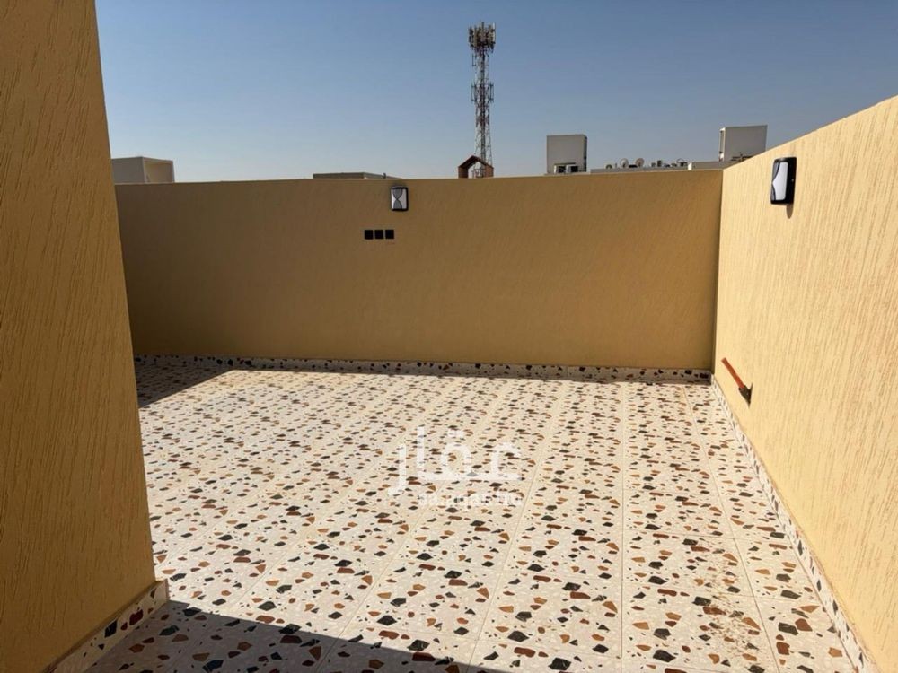 7 bedroom villa in Riyadh 15