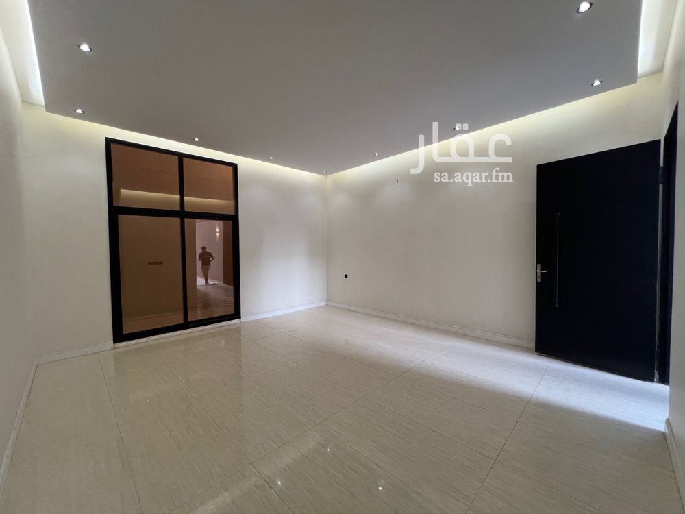 7 bedroom villa in Al Uraija Al Gharbi, Riyadh 13