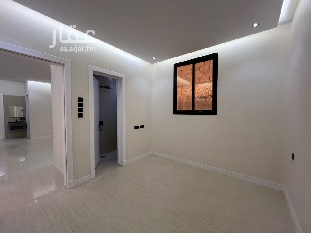 7 bedroom villa in Al Uraija Al Gharbi, Riyadh 23