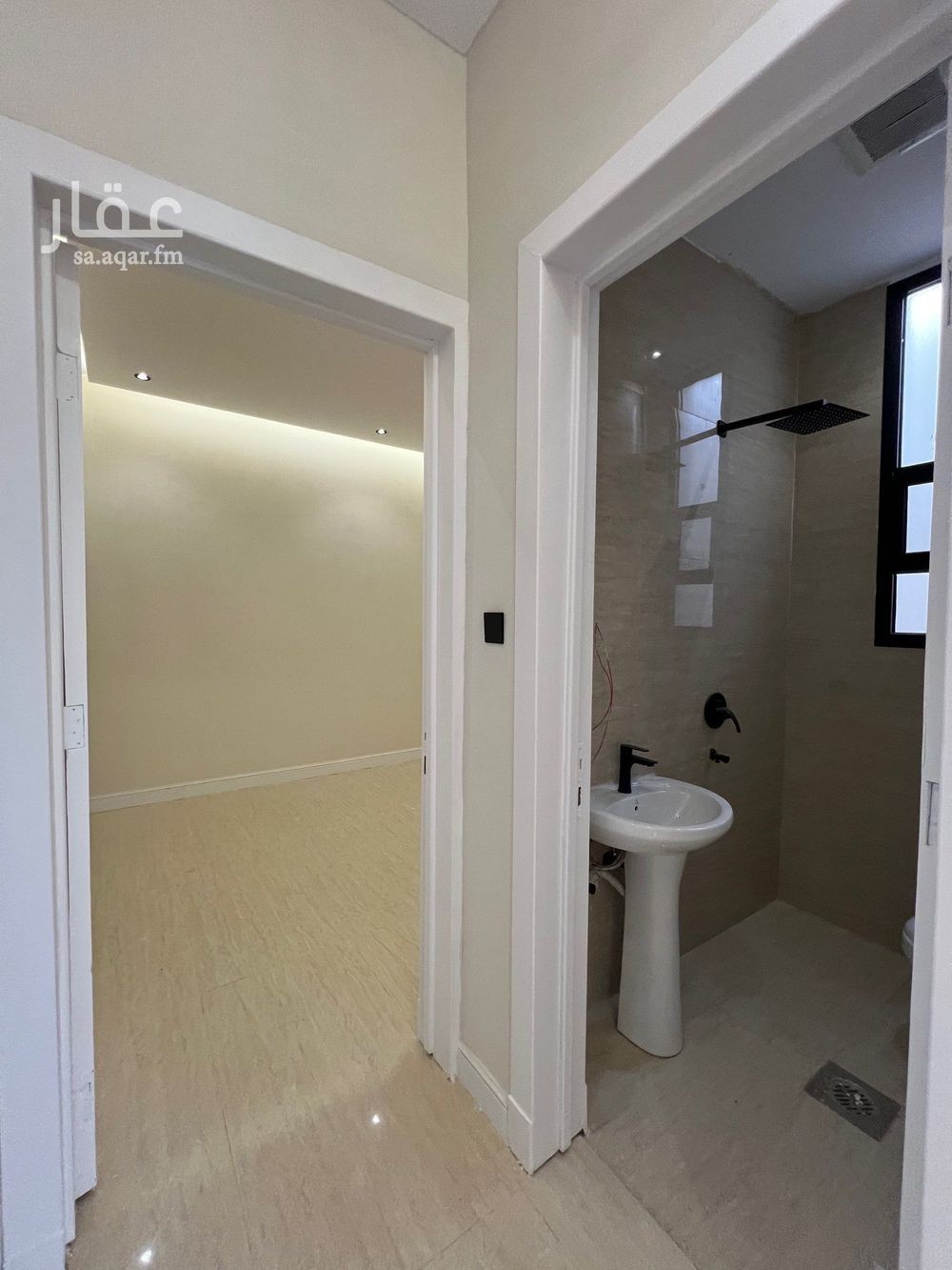 7 bedroom villa in Al Uraija Al Gharbi, Riyadh 26