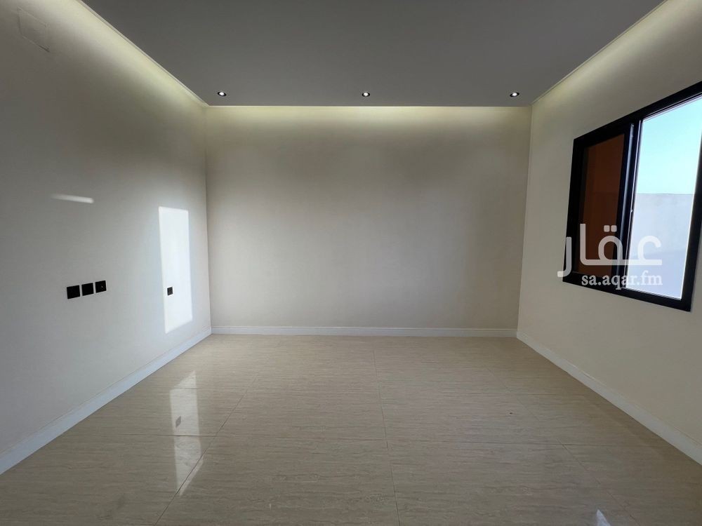 7 bedroom villa in Al Uraija Al Gharbi, Riyadh 27