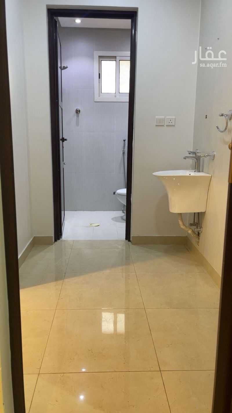 4 bedroom apartment in Al Munsiyah, Riyadh 9