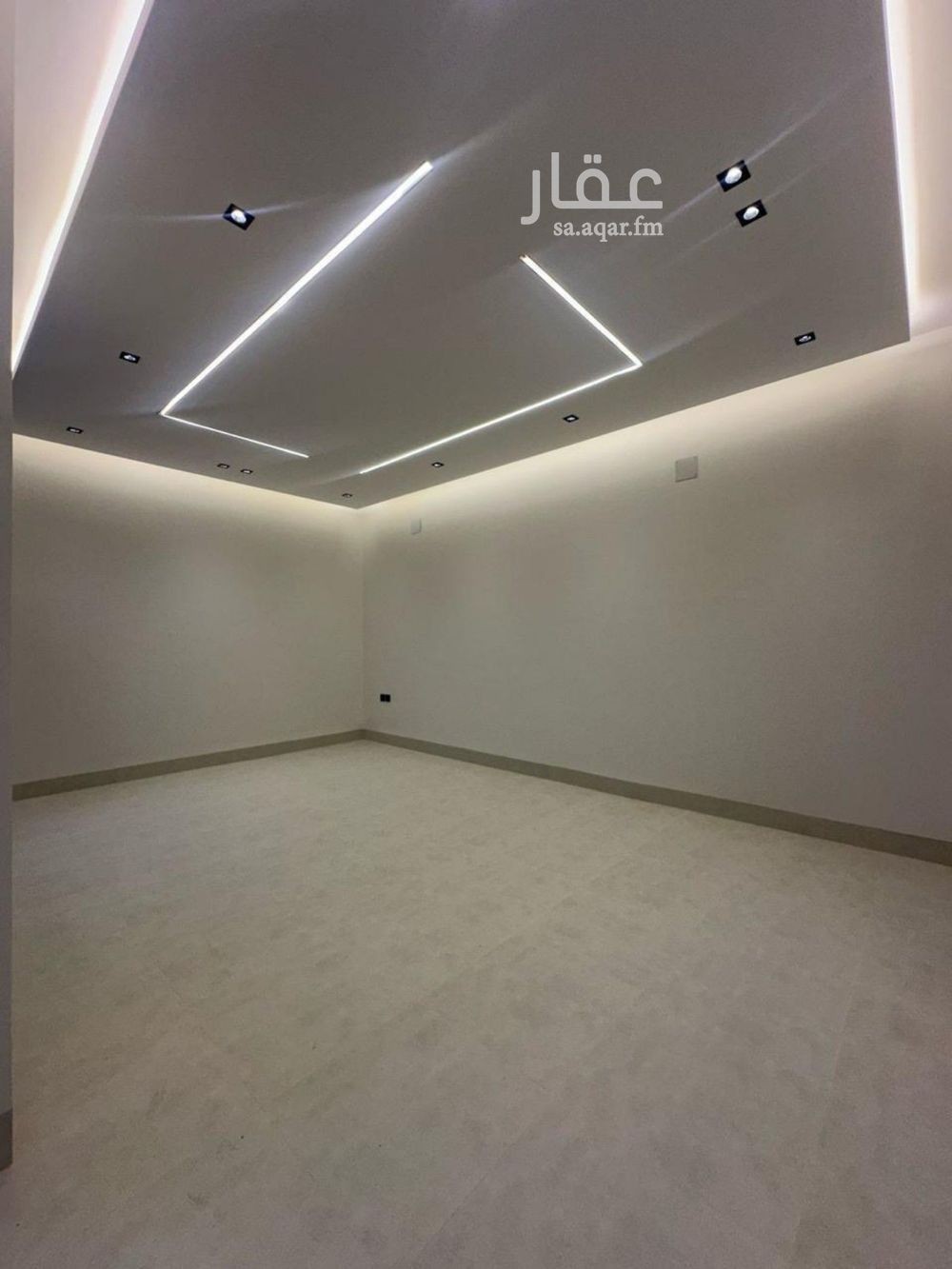 4 bedroom villa in Riyadh 10