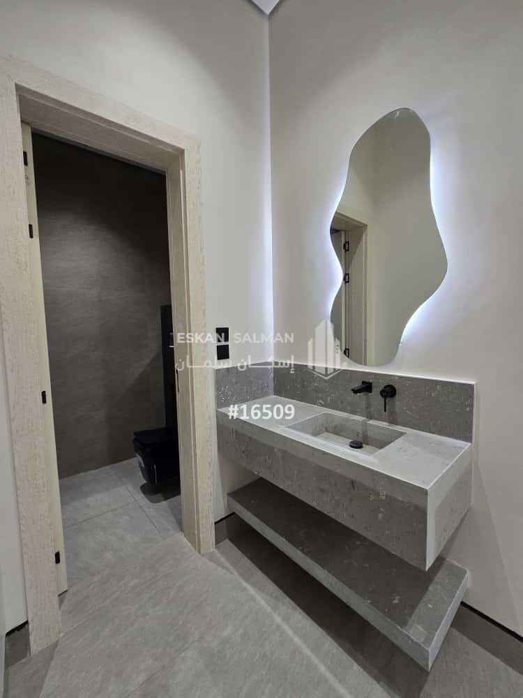 5 bedroom apartment in Al Rimal, Riyadh 10
