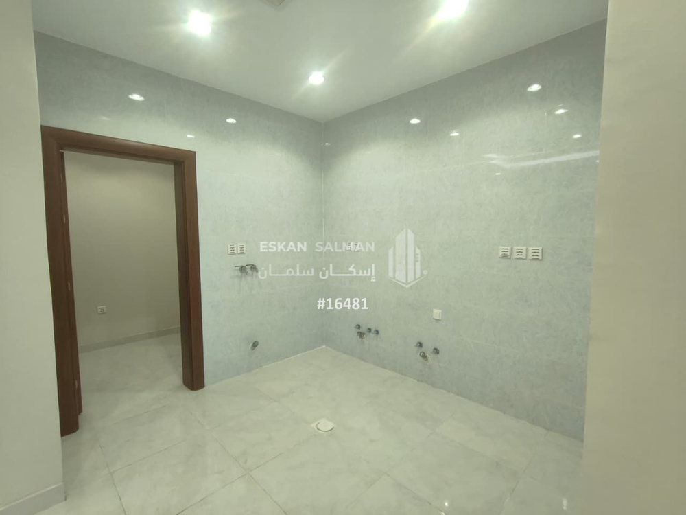 4 bedroom apartment in Al Rabwa, Jeddah 11