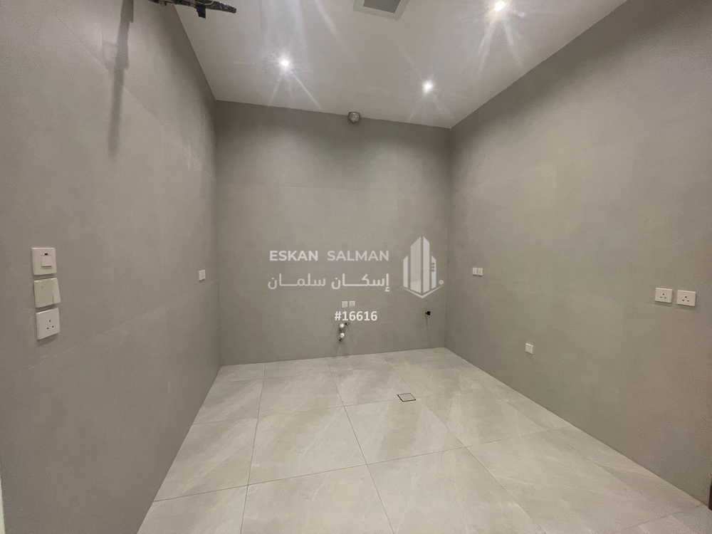 5 bedroom apartment in Ar Rughamah, Jeddah 3