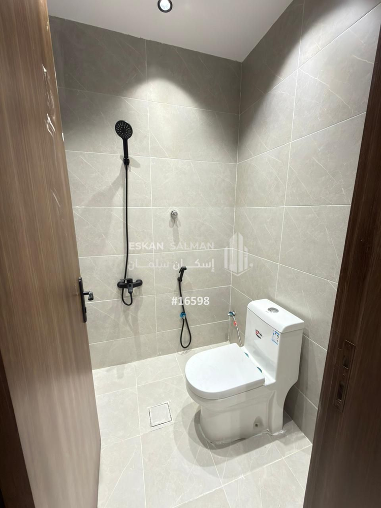 7 bedroom villa in Western Al Urafa, Taif 4