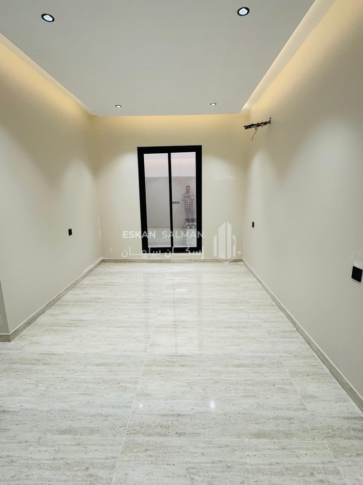 7 bedroom villa in Western Al Urafa, Taif 3