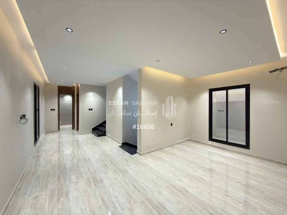 7 bedroom villa in Western Al Urafa, Taif 4