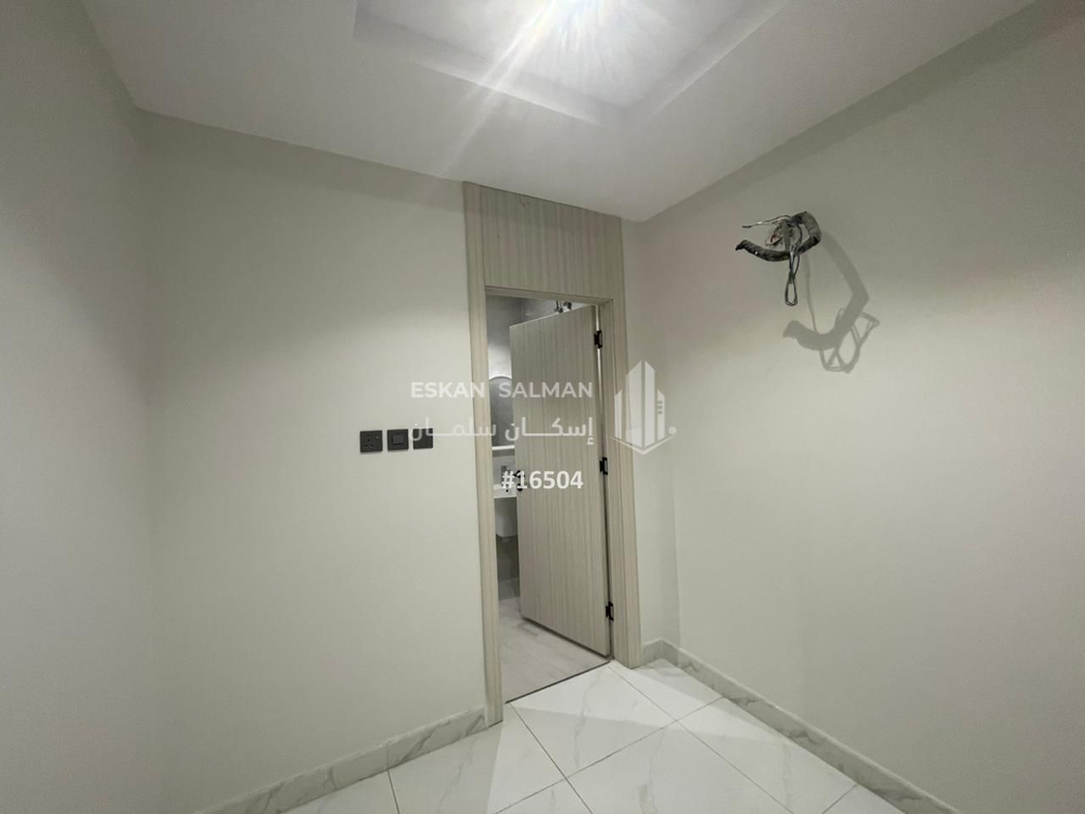 شقة 5 غرف في Mraykh، جدة 14