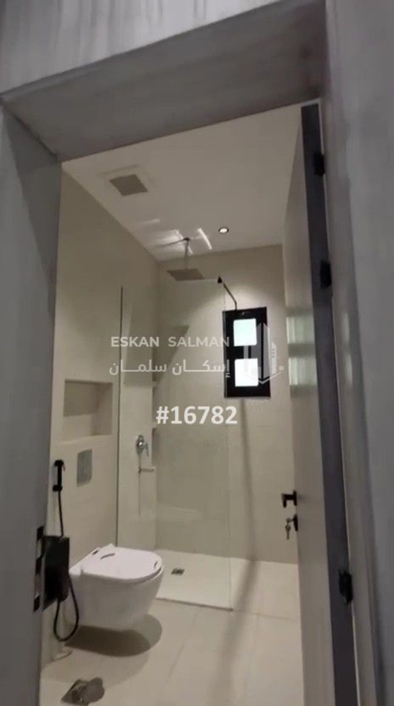 3 bedroom apartment in As Salamah, Jeddah 9
