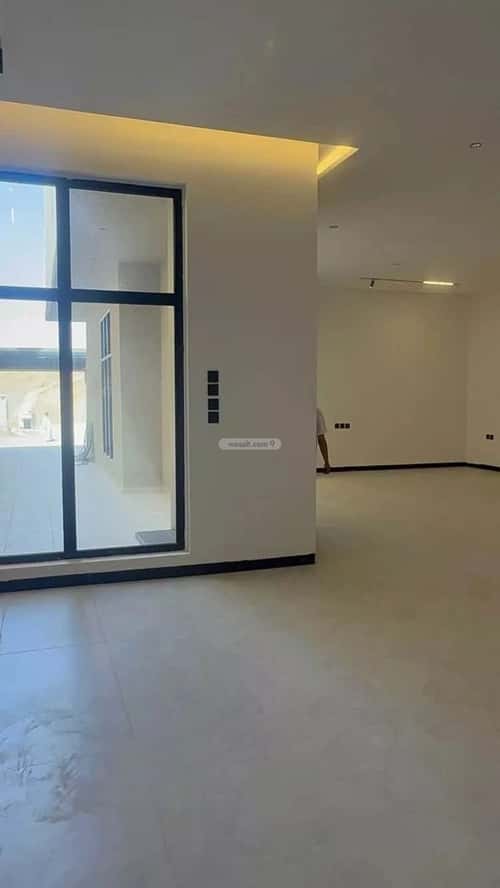 3 bedroom villa in Al Janadriyah, Riyadh 6