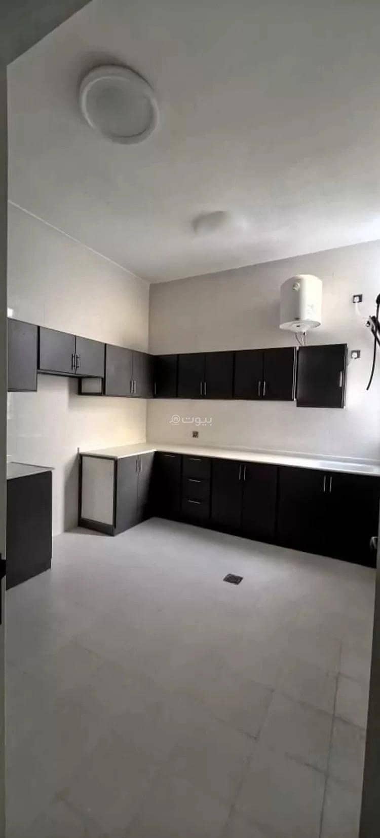 4 bedroom apartment in Madinat Al Umal, Eastern Province 3