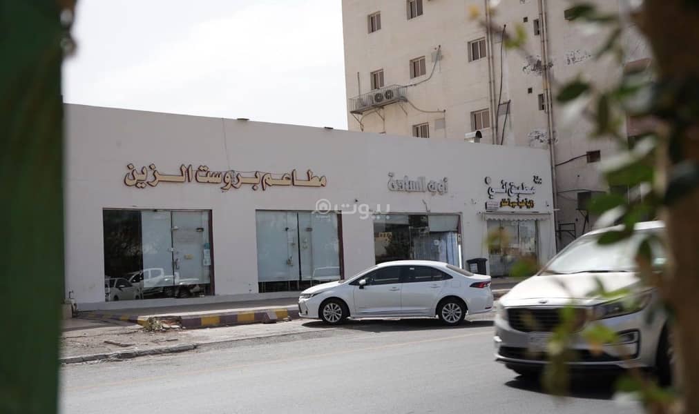 shop in Al Usayfreen, Madinah 6